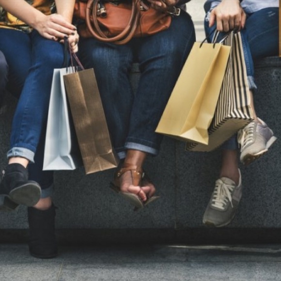 Meet your Posher, A&R Wholesales - Picture 1 of 1